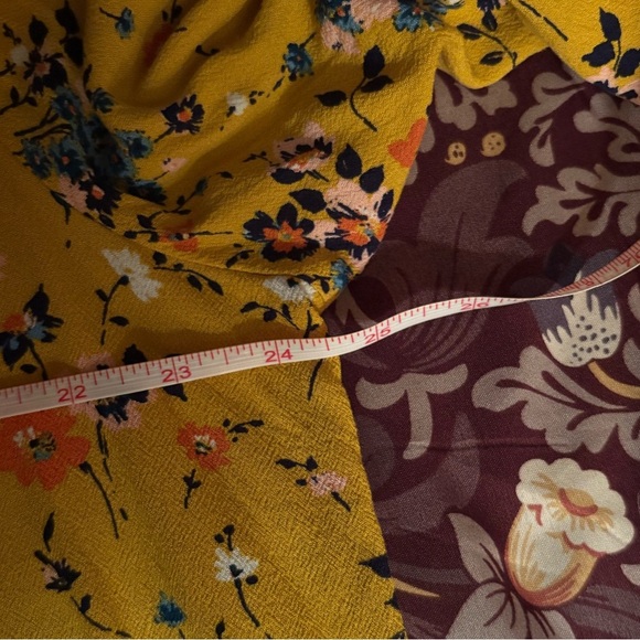 St. John’s Bay yellow ,floral pit to pit 24in. From shoulder to hem 26 inches . - Picture 5 of 6